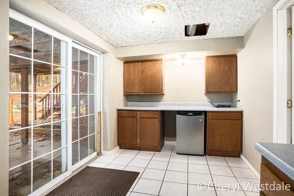 $465,000 | 860 Sylvan Drive, Battle Creek, MI 49017