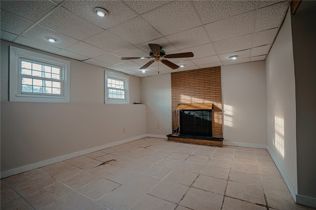 32 Stillwater Drive Warwick, RI 02889 - Photo 13 of 19