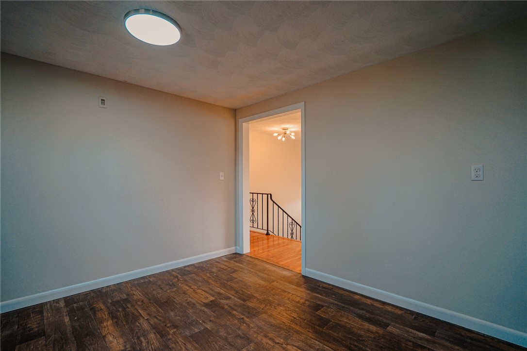 32 Stillwater Drive Warwick, RI 02889 - Photo 7 of 19