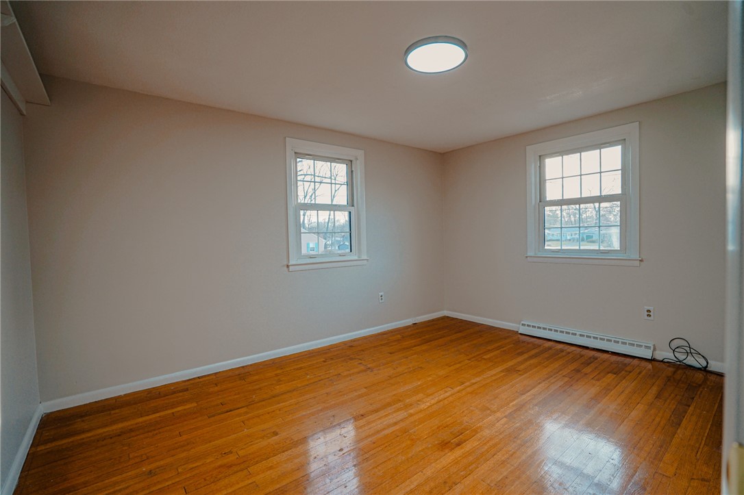 32 Stillwater Drive Warwick, RI 02889 - Photo 8 of 19
