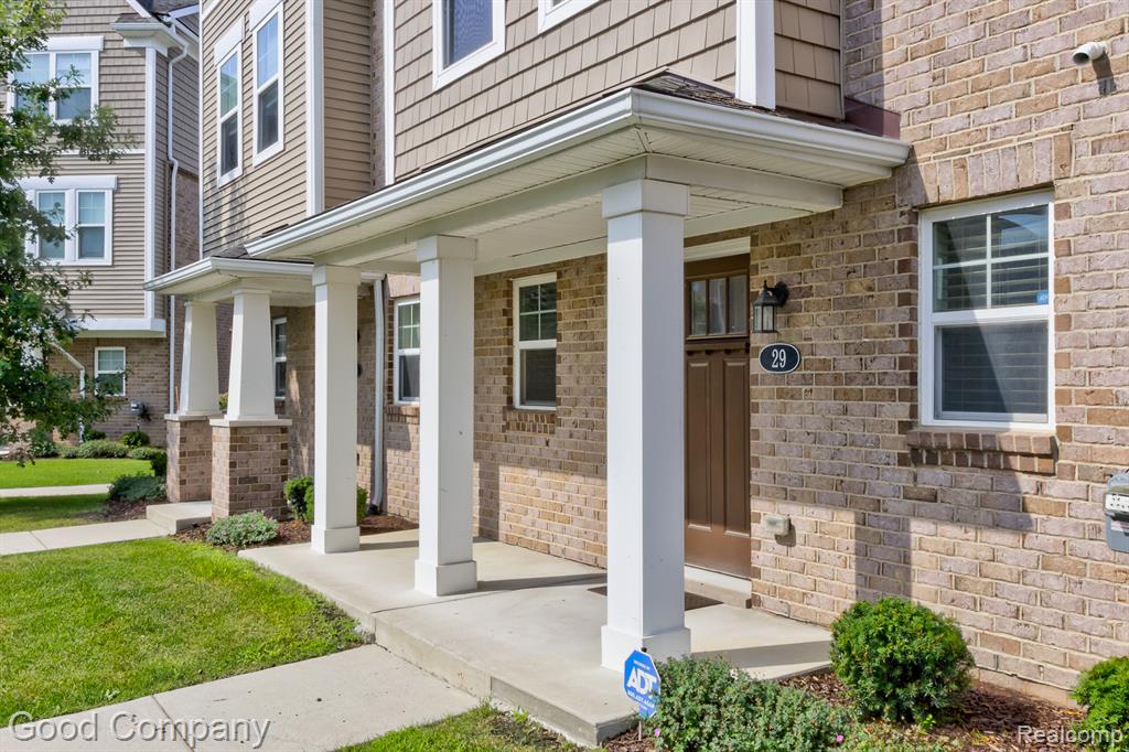 2500 Normandy Road, Unit 29 Royal Oak, MI 48073 - Photo 43 of 51 Gallery Image 43