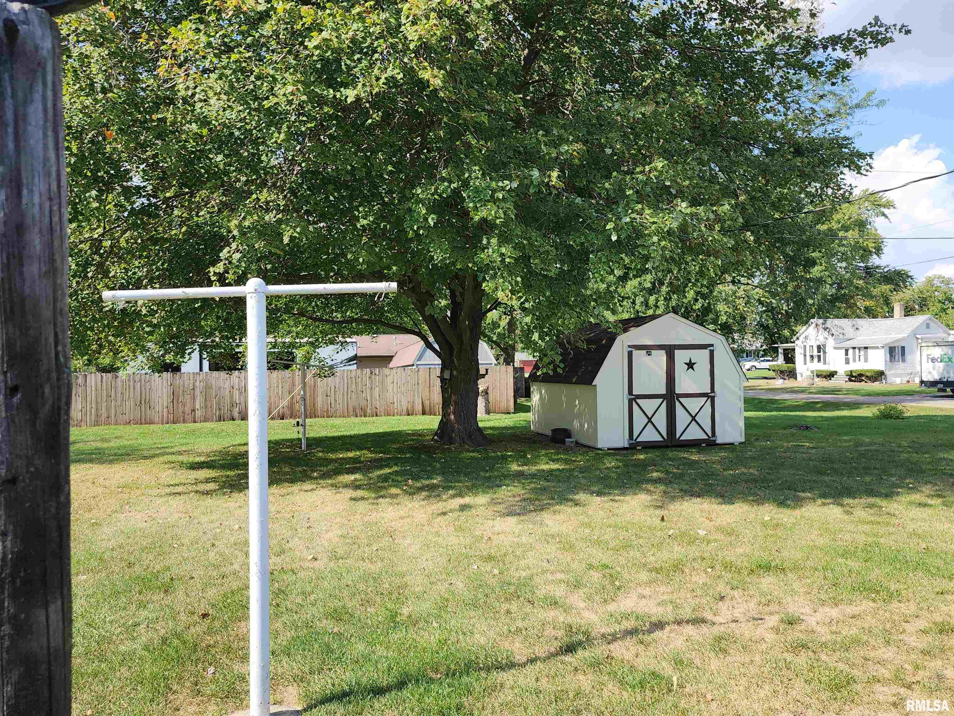503 Northeast 1st Street Atlanta, IL 61723 - Photo 25 of 25