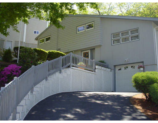 41 Baincroft Road Malden, MA 02148 - Photo 1 of 9 Gallery Image 1