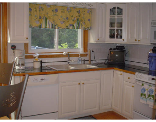 41 Baincroft Road Malden, MA 02148 - Photo 5 of 9 Gallery Image 5