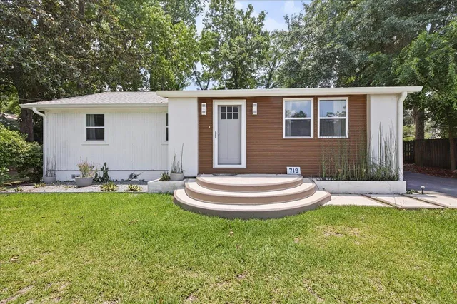 $990,000 | 717 East Tennessee Street, Unit 4, Tallahassee, FL 32308