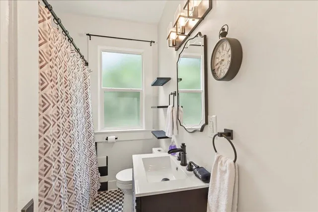 $990,000 | 717 East Tennessee Street, Unit 4, Tallahassee, FL 32308