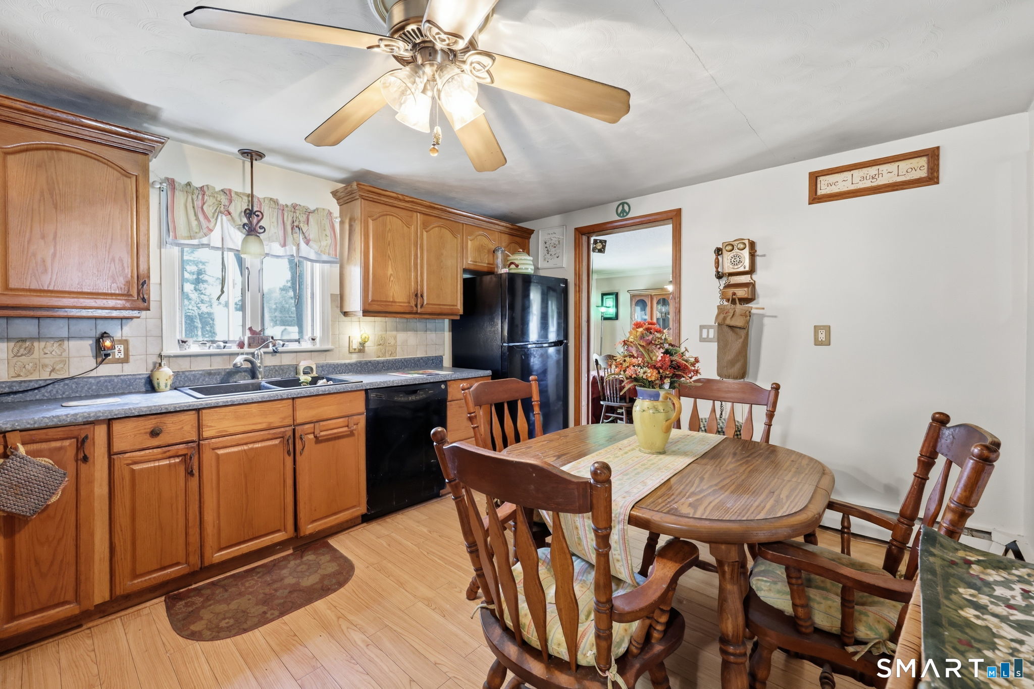 93 Steele Road Enfield, CT 06082 - Photo 17 of 38 Gallery Image 17