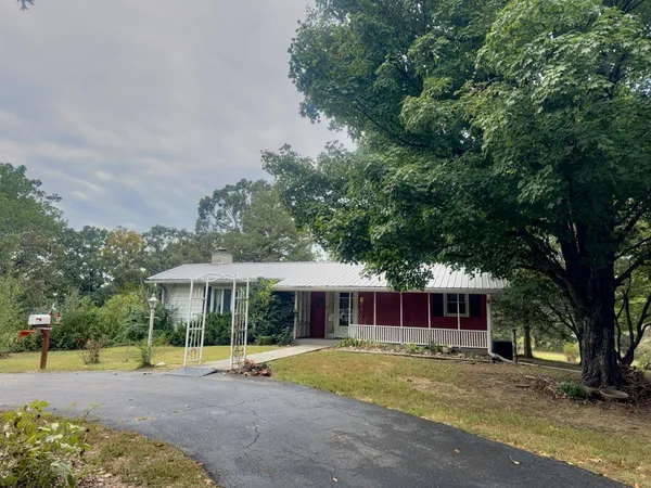 $330,000 | 3805 Highway 73, Buffalo, MO 65622
