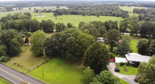 $330,000 | 3805 Highway 73, Buffalo, MO 65622