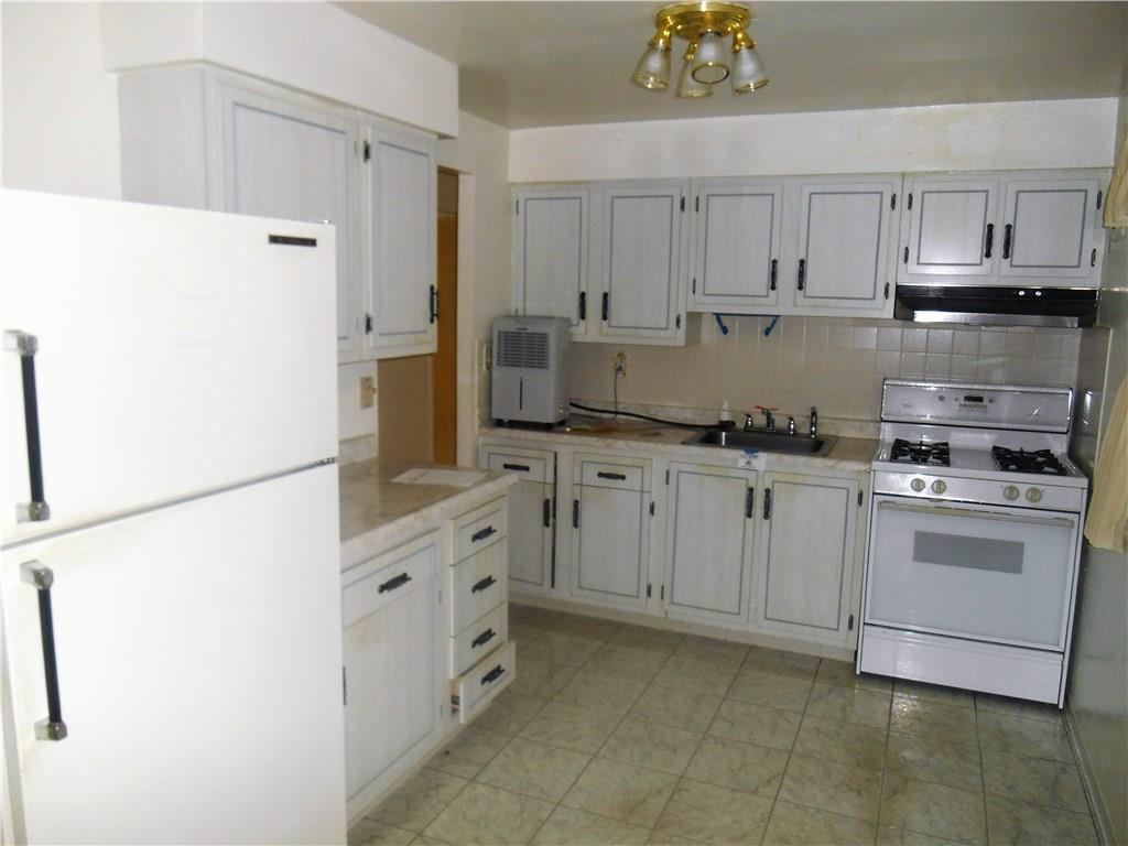 604 Blueberry Road Monroeville, PA 15146 - Photo 7 of 21 Gallery Image 7