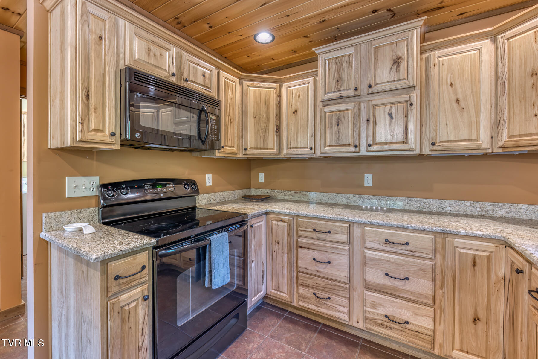 410 Eagle Ridge Road Roan Mountain, TN 37687 - Photo 11 of 89 410 Eagle Ridge Rd-10