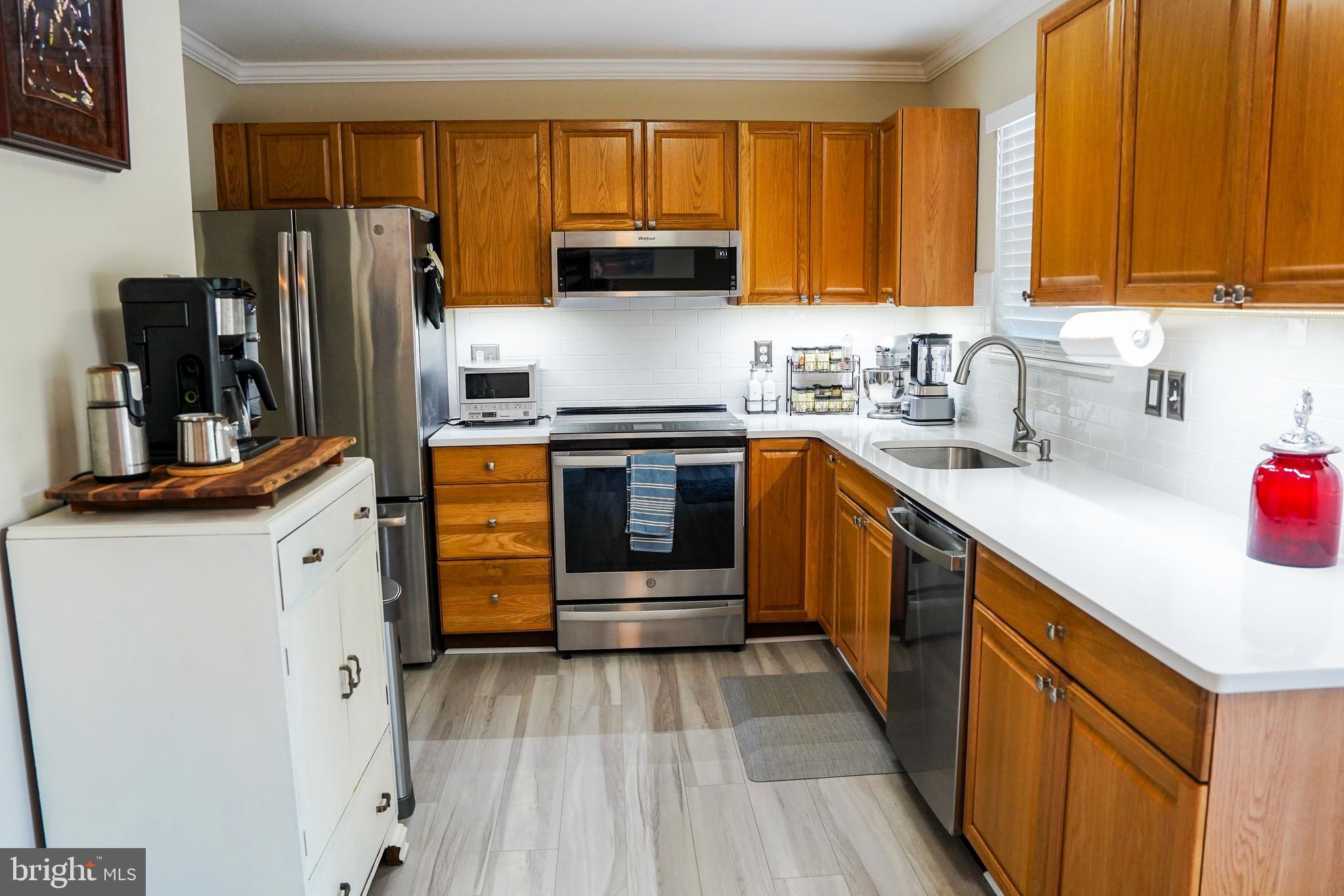 1649 Midland Road Edgewater, MD 21037 - Photo 8 of 35 Gallery Image 8