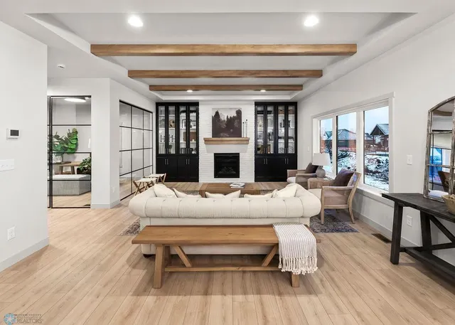 $797,000 | 2732 69th Avenue South, Fargo, ND 58104