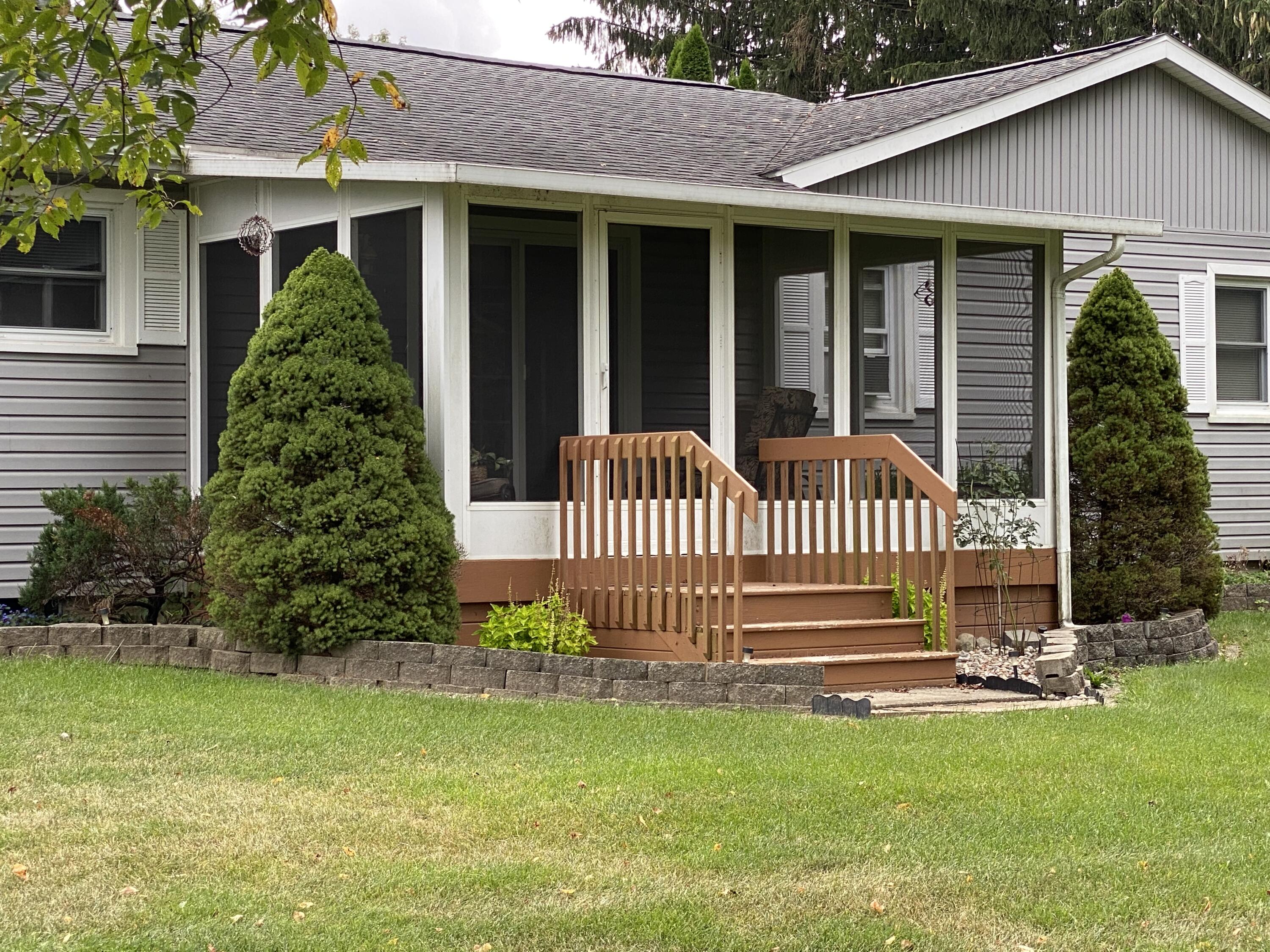 3900 Abbott Road Reading, MI 49274 - Photo 3 of 47 3900 Abbott (37)