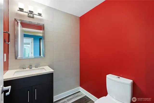 $7,500 | 2731 Boylston Avenue East, Unit 300, Seattle, WA 98102