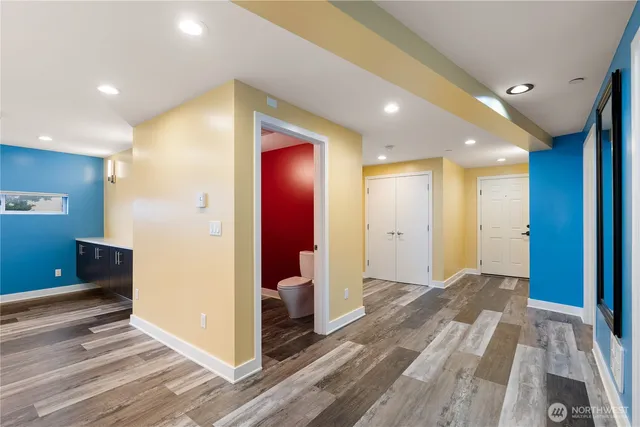 $7,500 | 2731 Boylston Avenue East, Unit 300, Seattle, WA 98102