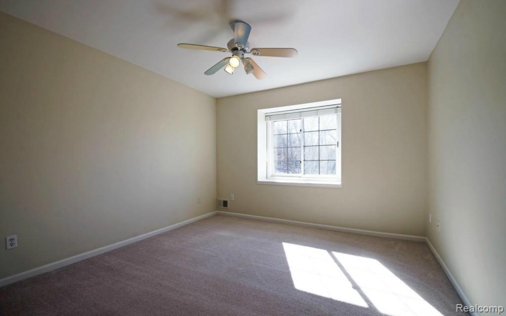 908 Ridge Court Brighton, MI 48116 - Photo 10 of 24