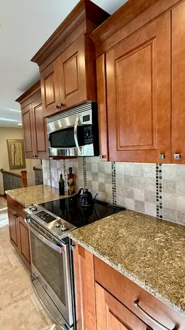 $639,900 | 18045 Continental Drive, Brookfield, WI 53045