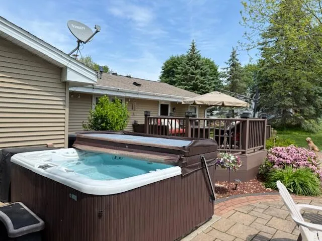 $639,900 | 18045 Continental Drive, Brookfield, WI 53045