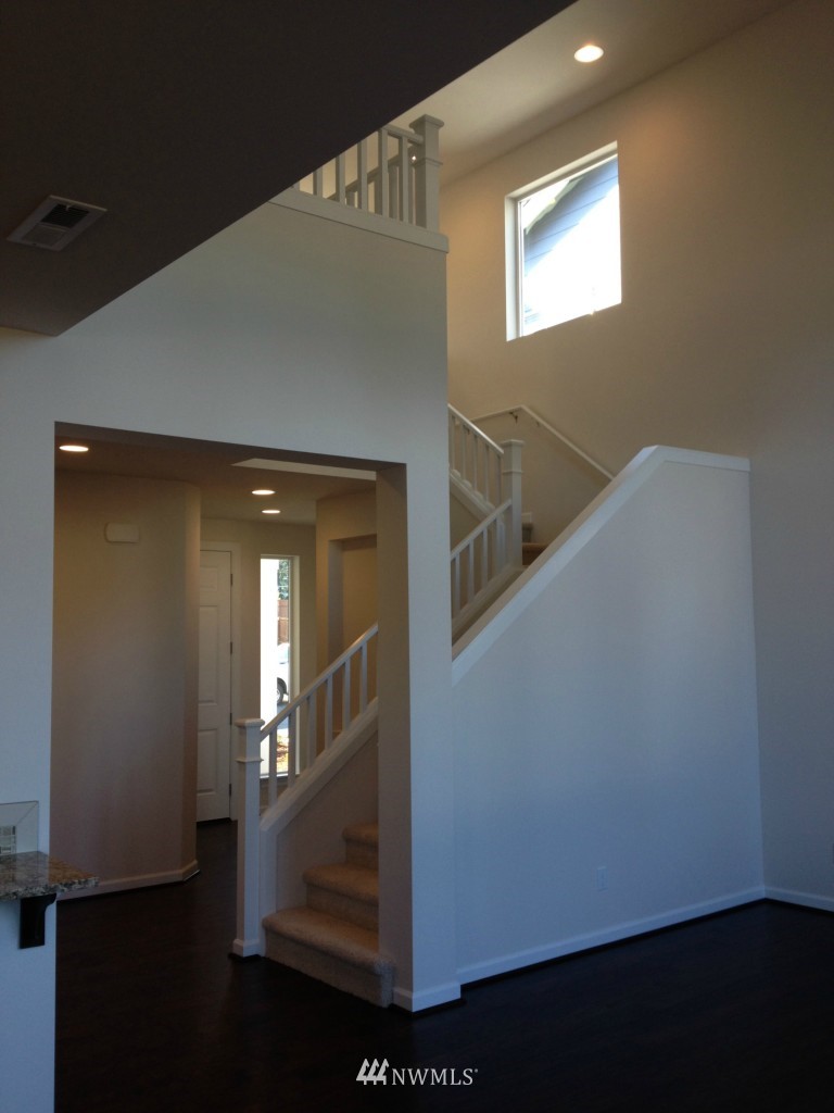 3701 196th Place Southeast, Unit 123 Bothell, WA 98012 - Photo 5 of 12 a view of entryway
