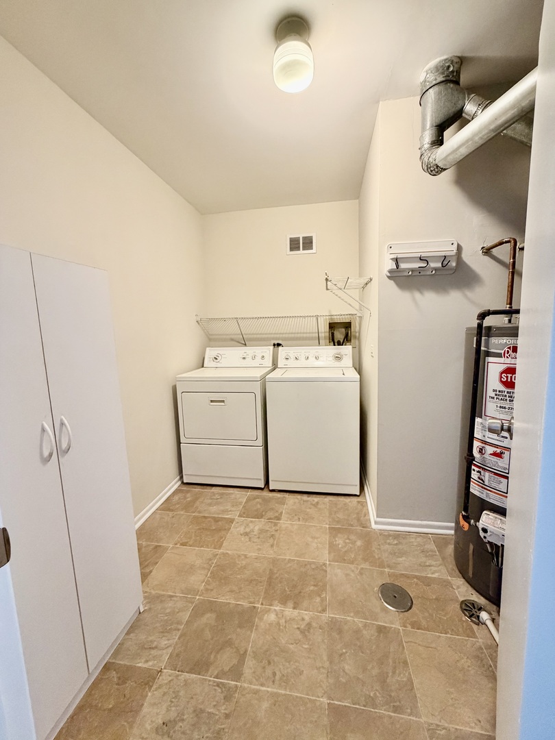 1053 Scanlon Drive, Unit A1 Wheeling, IL 60090 - Photo 18 of 20