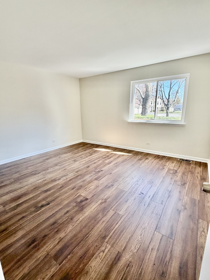 1053 Scanlon Drive, Unit A1 Wheeling, IL 60090 - Photo 10 of 20