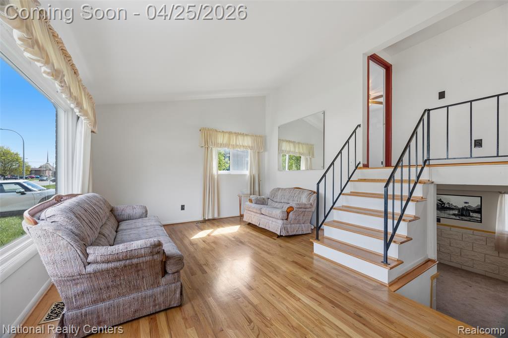 28951 Cherry Hill Road Inkster, MI 48141 - Photo 8 of 36 Gallery Image 8