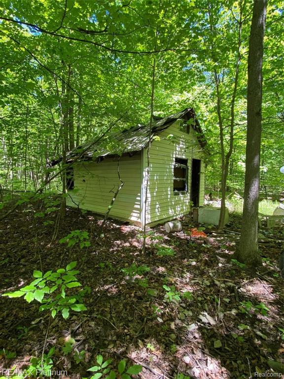 240 North Elba Road Lapeer, MI 48446 - Photo 37 of 39