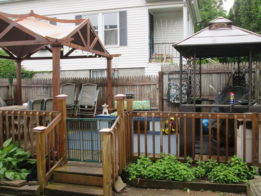 119 Ridgewood Avenue Holyoke, MA 01040 - Photo 25 of 28 Gallery Image 25