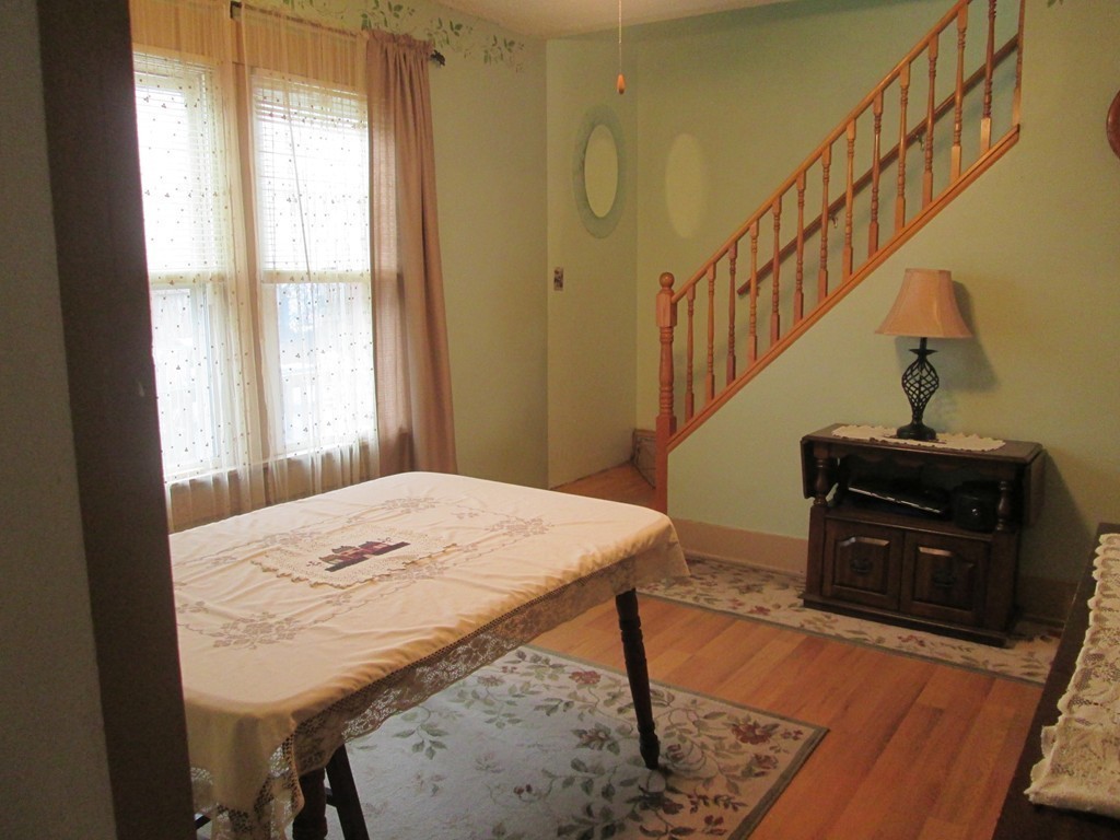 119 Ridgewood Avenue Holyoke, MA 01040 - Photo 10 of 28 Gallery Image 10