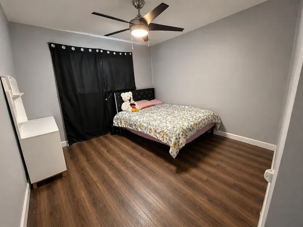 $2,200 | 812 Irwin Drive, Hurst, TX 76053