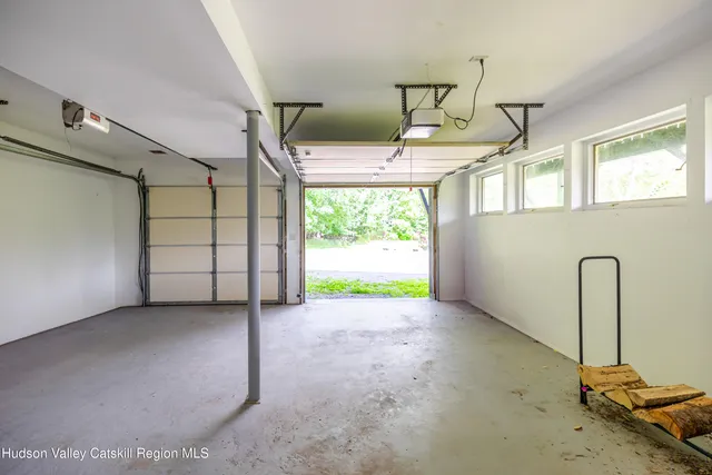 a view of a storage & utility room