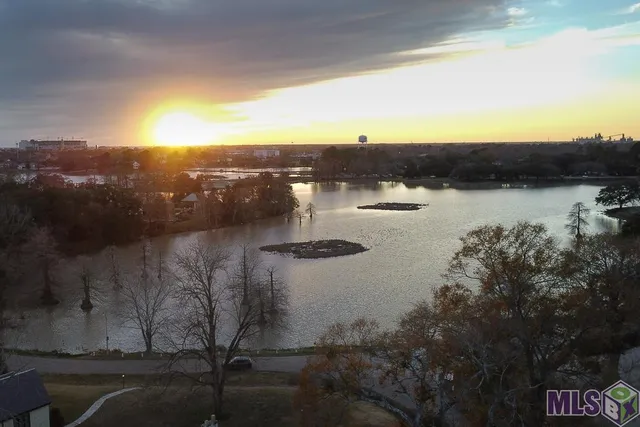 $3,480,000 | 2619 East Lakeshore Drive, Baton Rouge, LA 70808