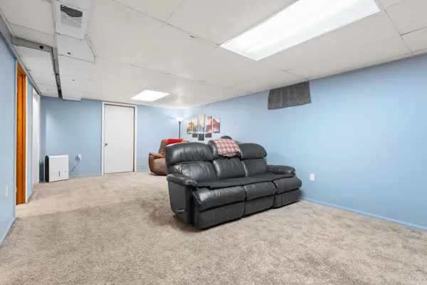 $251,500 | 4317 Farnham Avenue, Portage, MI 49002