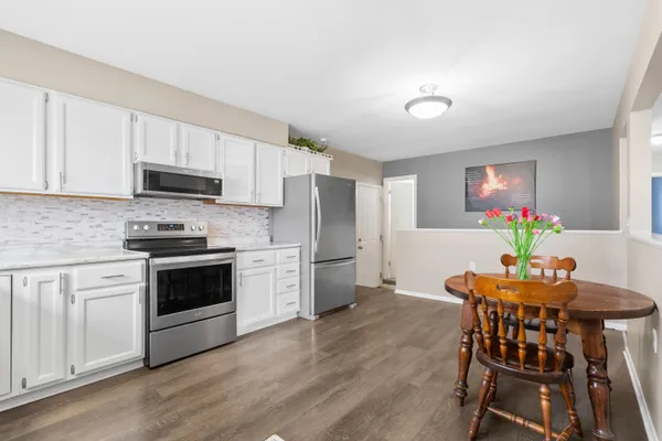 $251,500 | 4317 Farnham Avenue, Portage, MI 49002