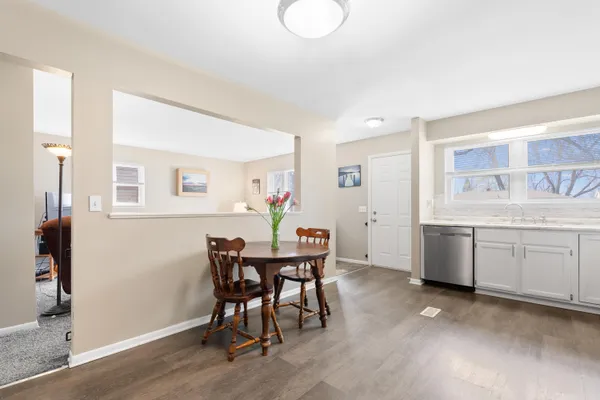 $251,500 | 4317 Farnham Avenue, Portage, MI 49002
