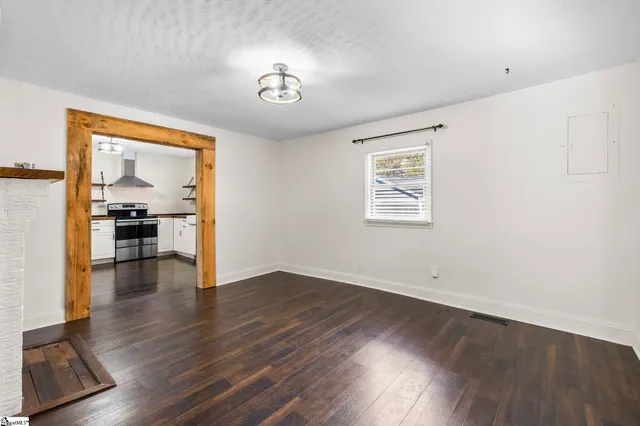 $239,000 | 203 Green Street, Greer, SC 29650