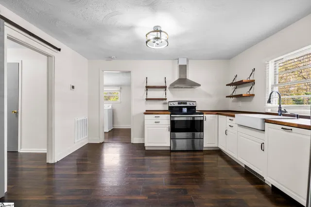 $239,000 | 203 Green Street, Greer, SC 29650