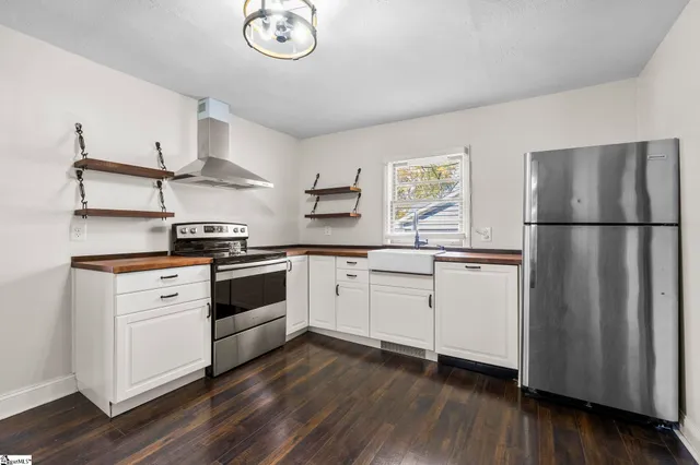 $239,000 | 203 Green Street, Greer, SC 29650