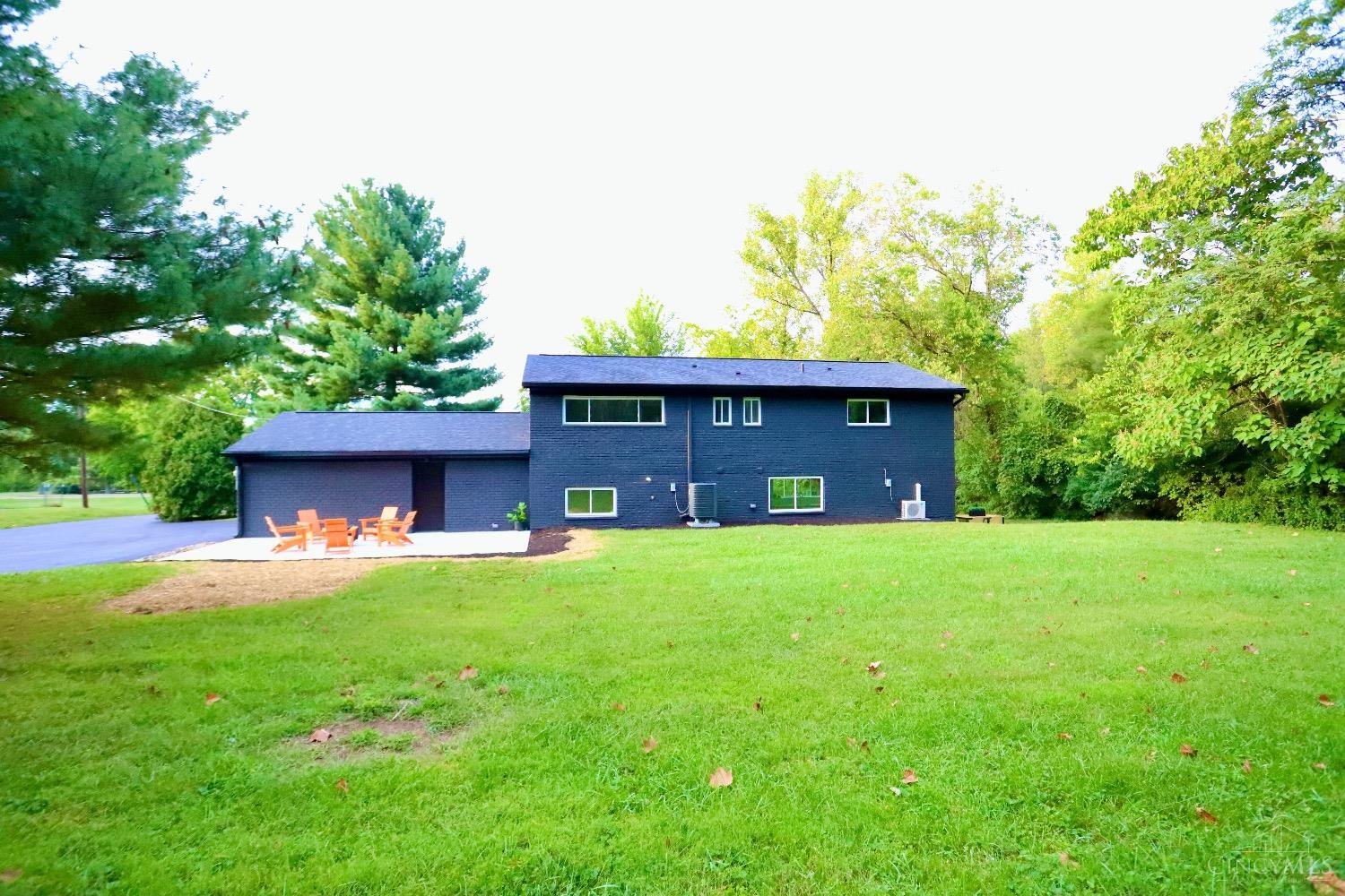 3381 East Galbraith Road Amberley, OH 45236 - Photo 40 of 42