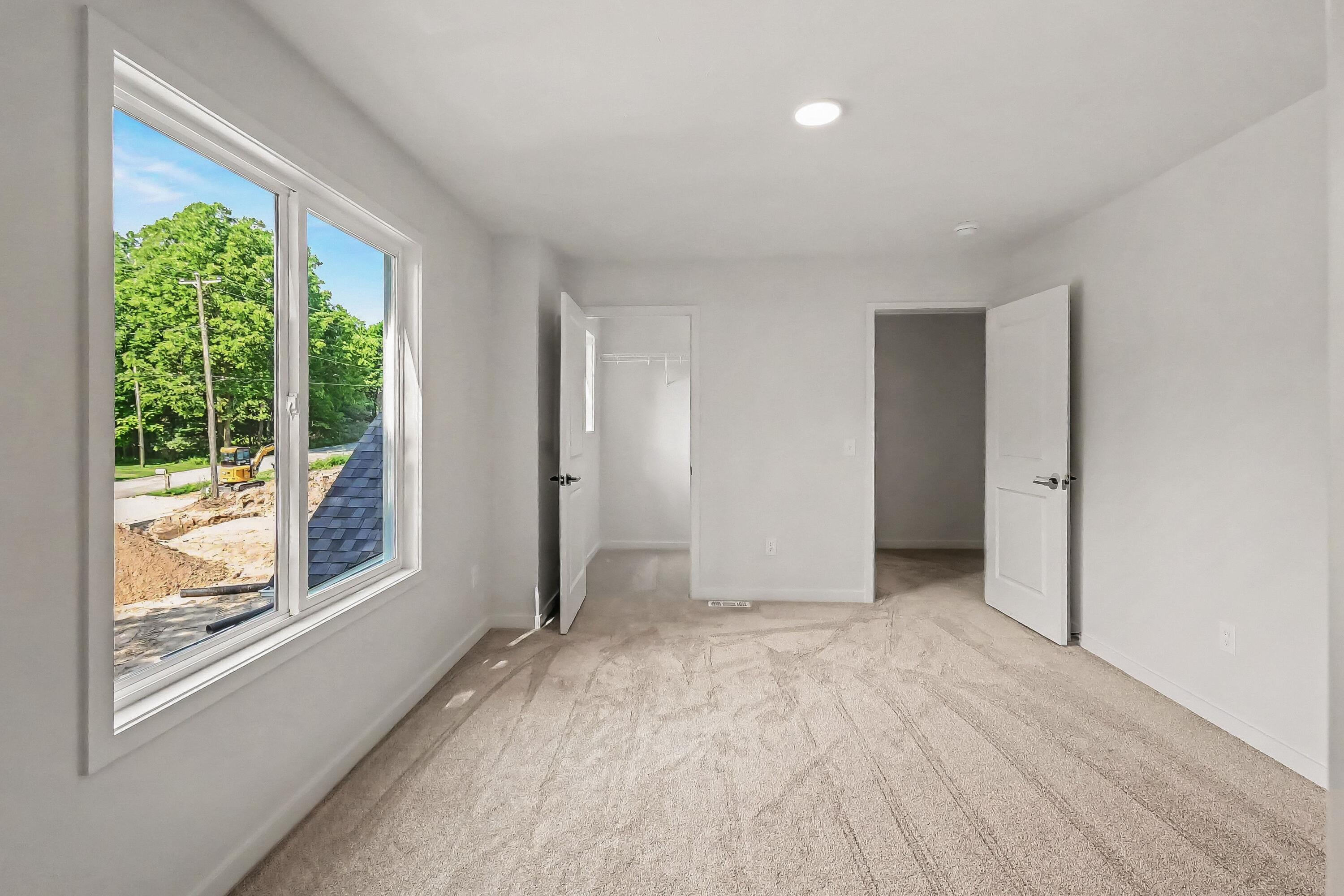 1480 West Valley Road Lansing, MI 48906 - Photo 8 of 23 015_file_7089