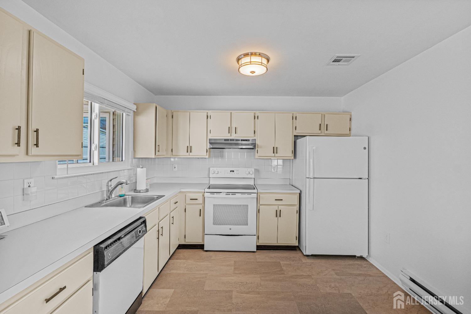 803A Pompton Road, Unit A Monroe Township, NJ 08831 - Photo 9 of 15