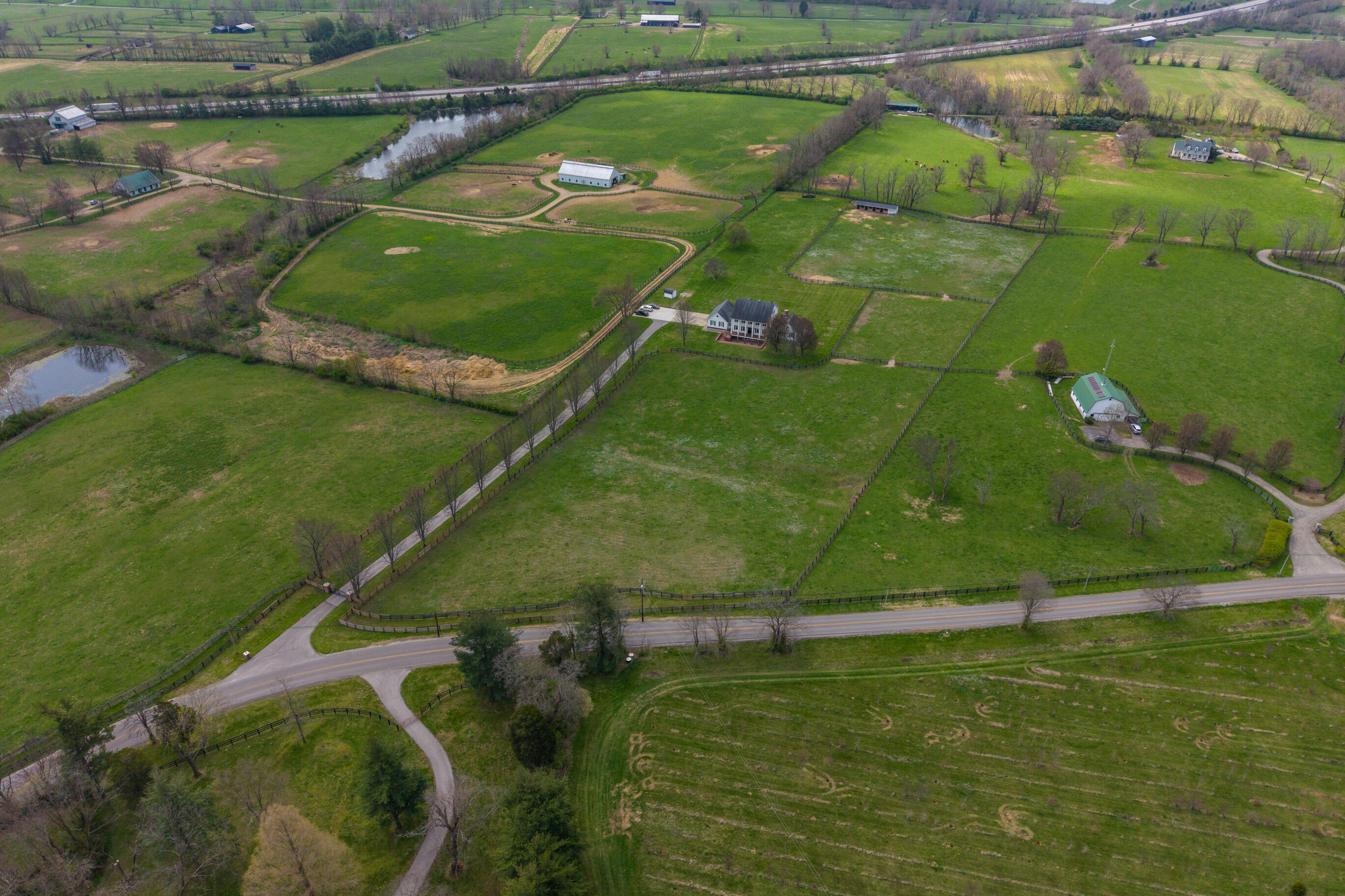 3600 Briar Hill Road Lexington, KY 40516 - Photo 87 of 102 20260330-3600-Briar-Hill-Rd-drone-fh-004
