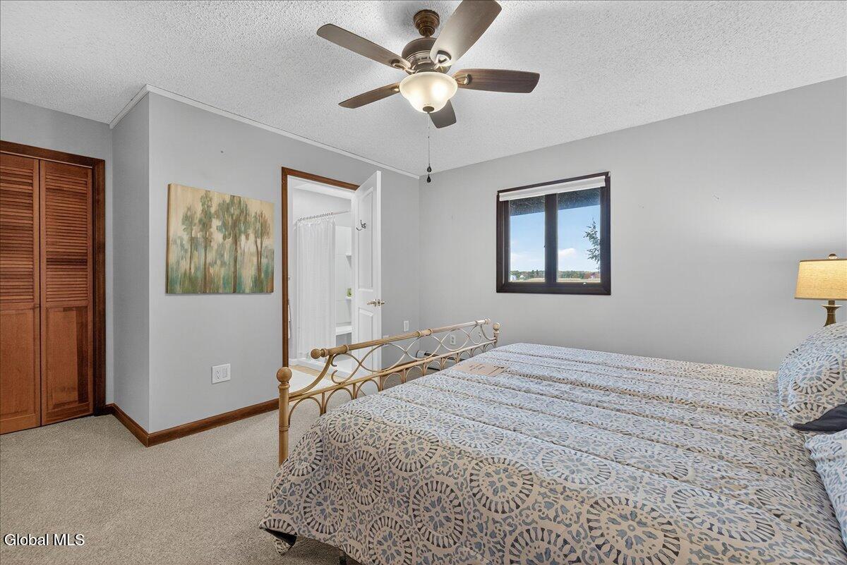 321 Middletown Road Halfmoon, NY 12188 - Photo 11 of 47 13-321 Middletown Rd-13