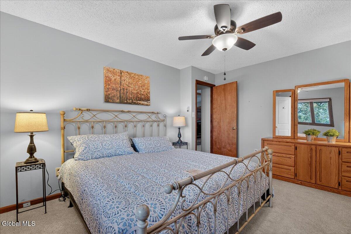 321 Middletown Road Halfmoon, NY 12188 - Photo 13 of 47 15-321 Middletown Rd-15