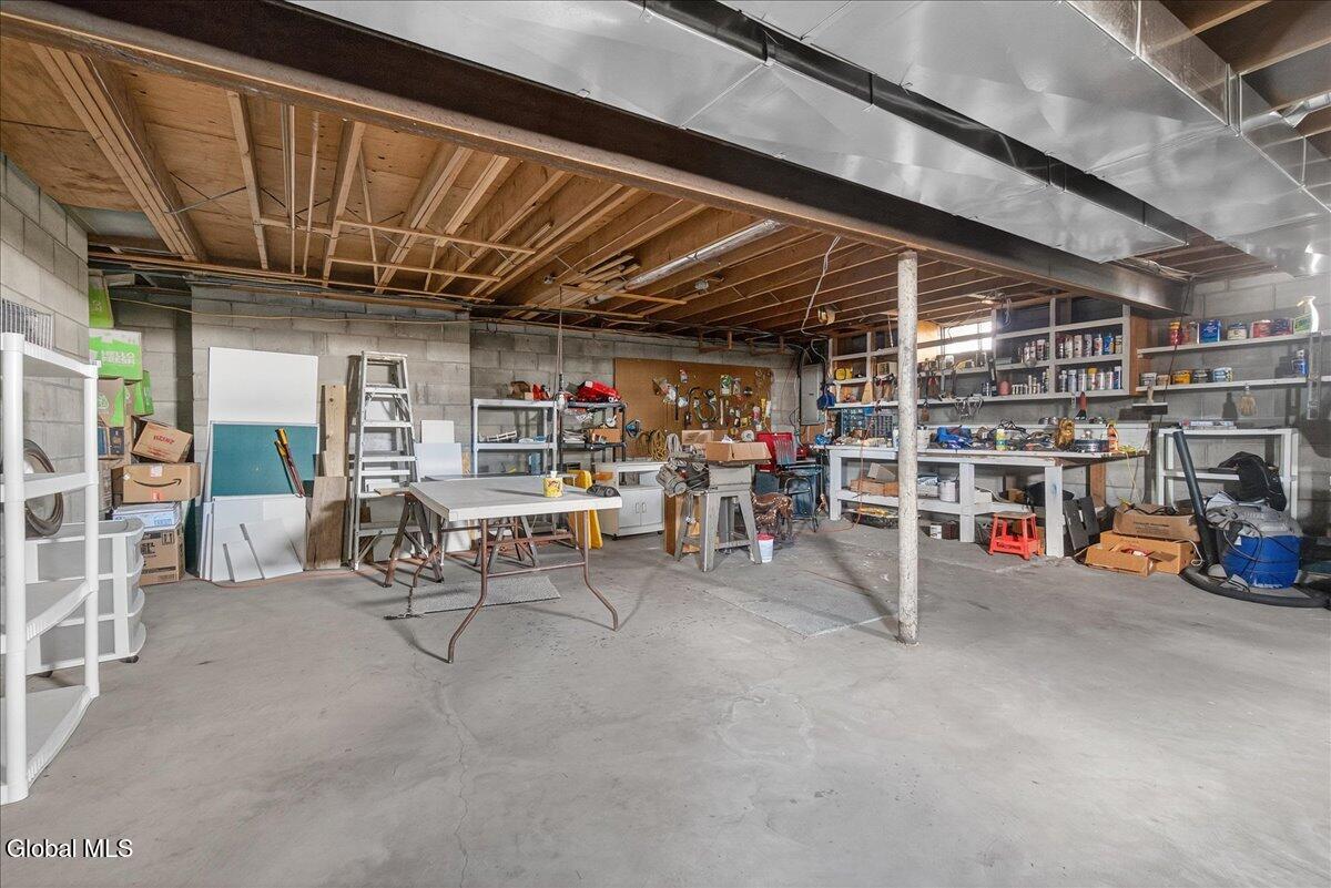 321 Middletown Road Halfmoon, NY 12188 - Photo 30 of 47 34-321 Middletown Rd-34