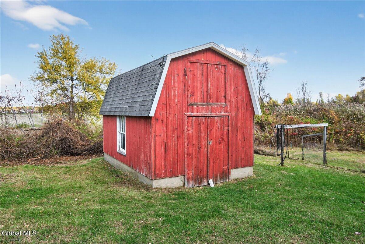 321 Middletown Road Halfmoon, NY 12188 - Photo 35 of 47 42-321 Middletown Rd-42