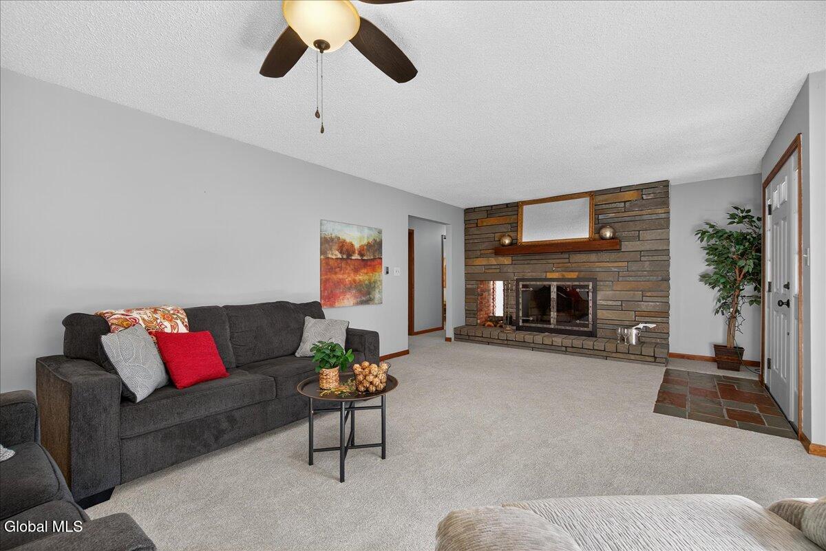 321 Middletown Road Halfmoon, NY 12188 - Photo 7 of 47 09-321 Middletown Rd-9