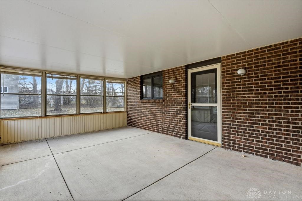 2286 Millwood Road Kettering, OH 45440 - Photo 37 of 38