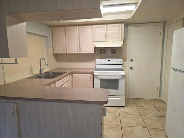 $1,850 | 3431 Overland Drive, Holiday, FL 34691